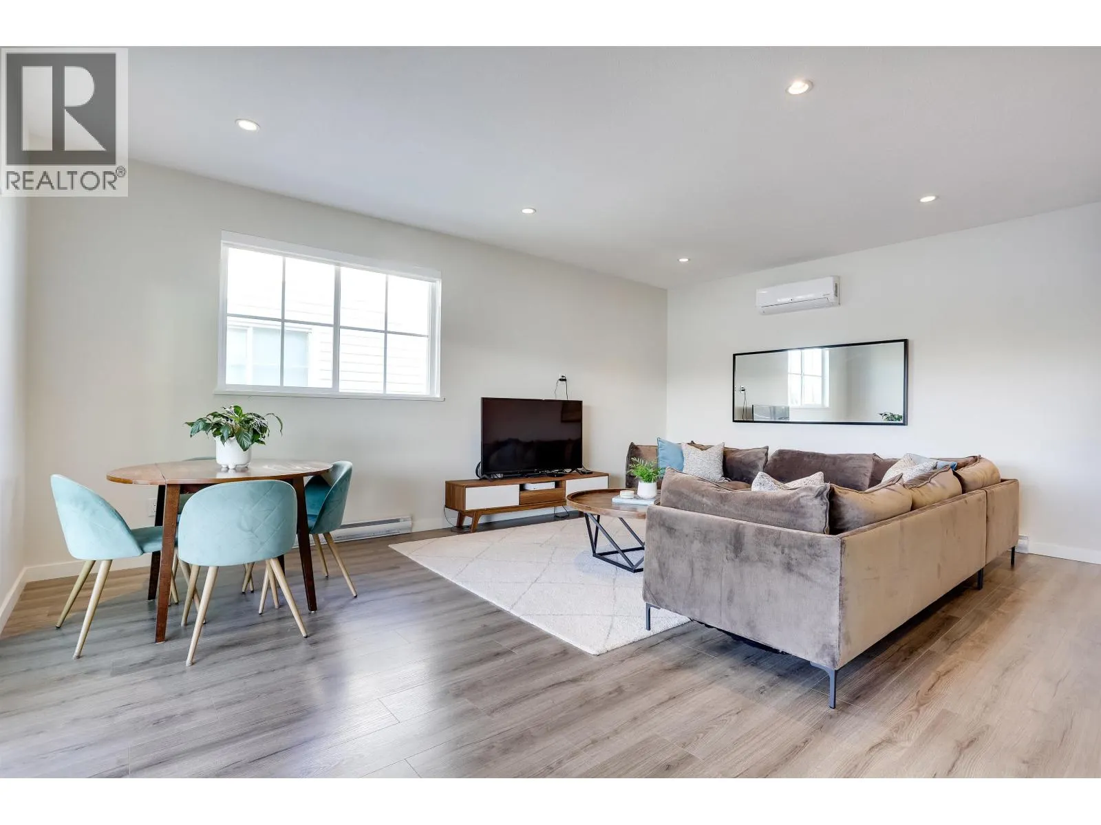100 5311 ADMIRAL WAY