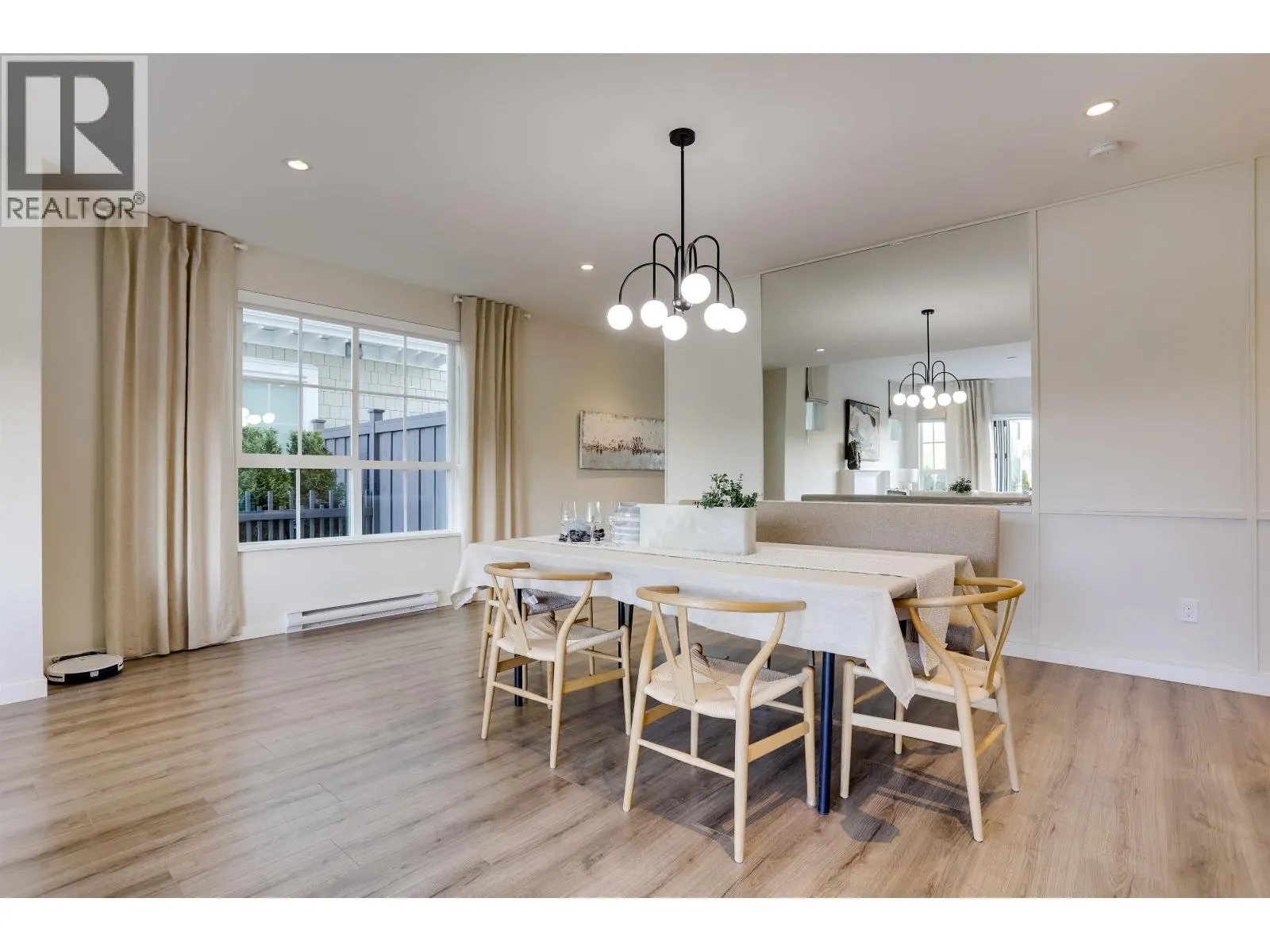 100 5311 ADMIRAL WAY