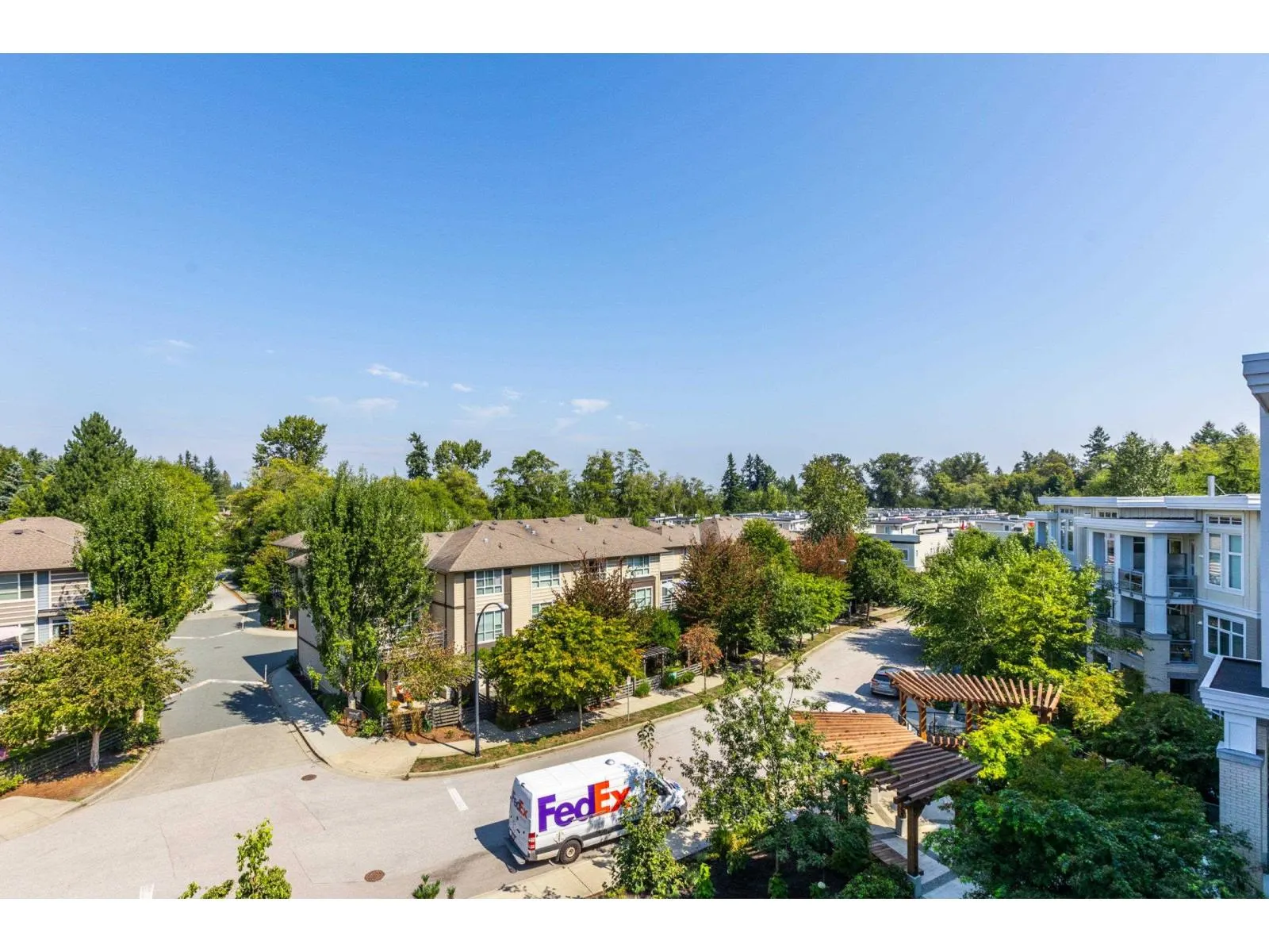 505 15436 31 AVENUE