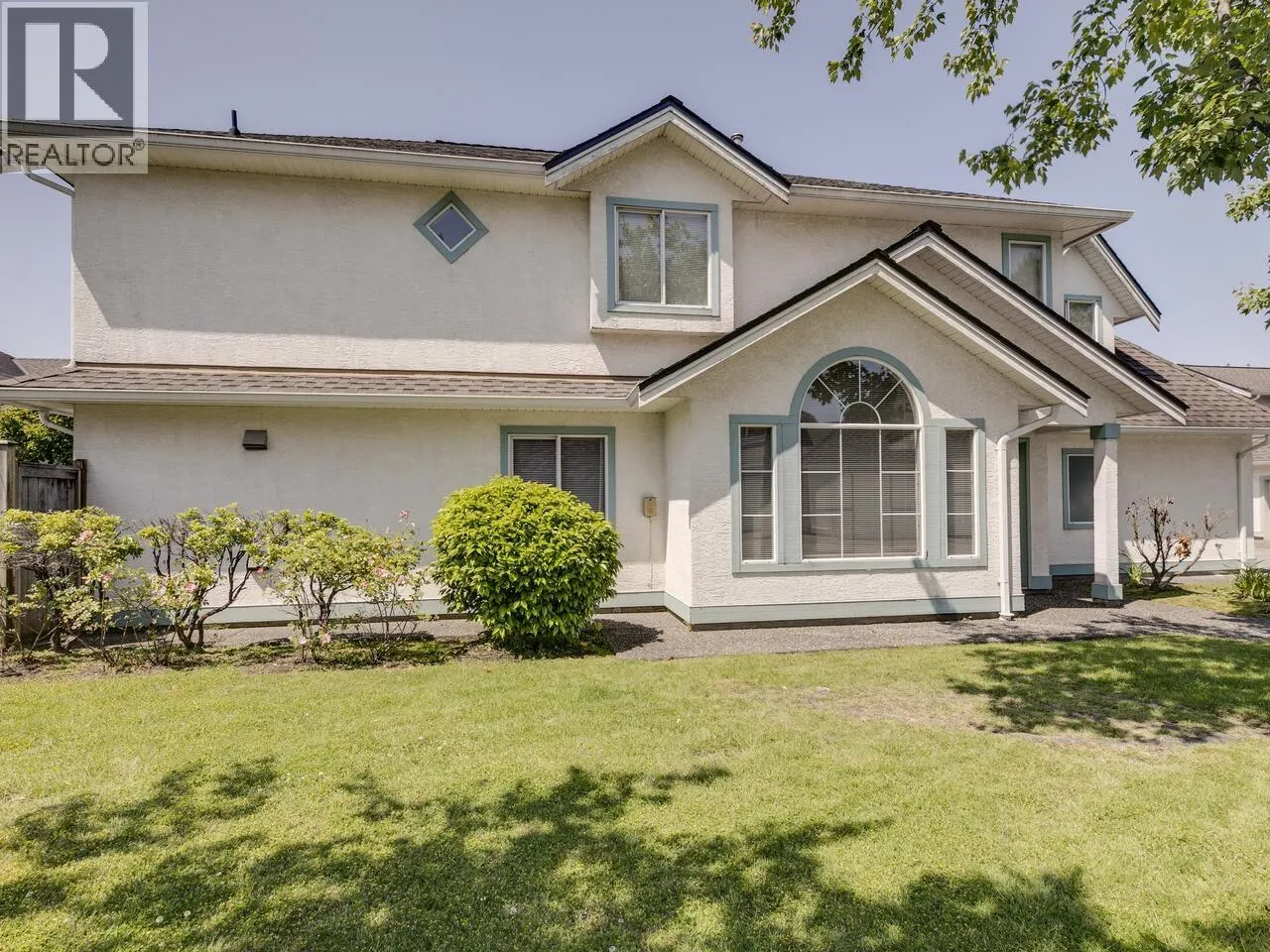 8 10000 FISHER GATE
