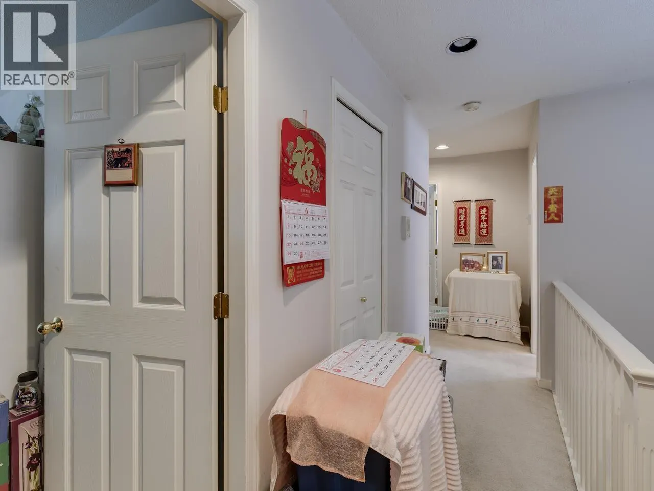 8 10000 FISHER GATE