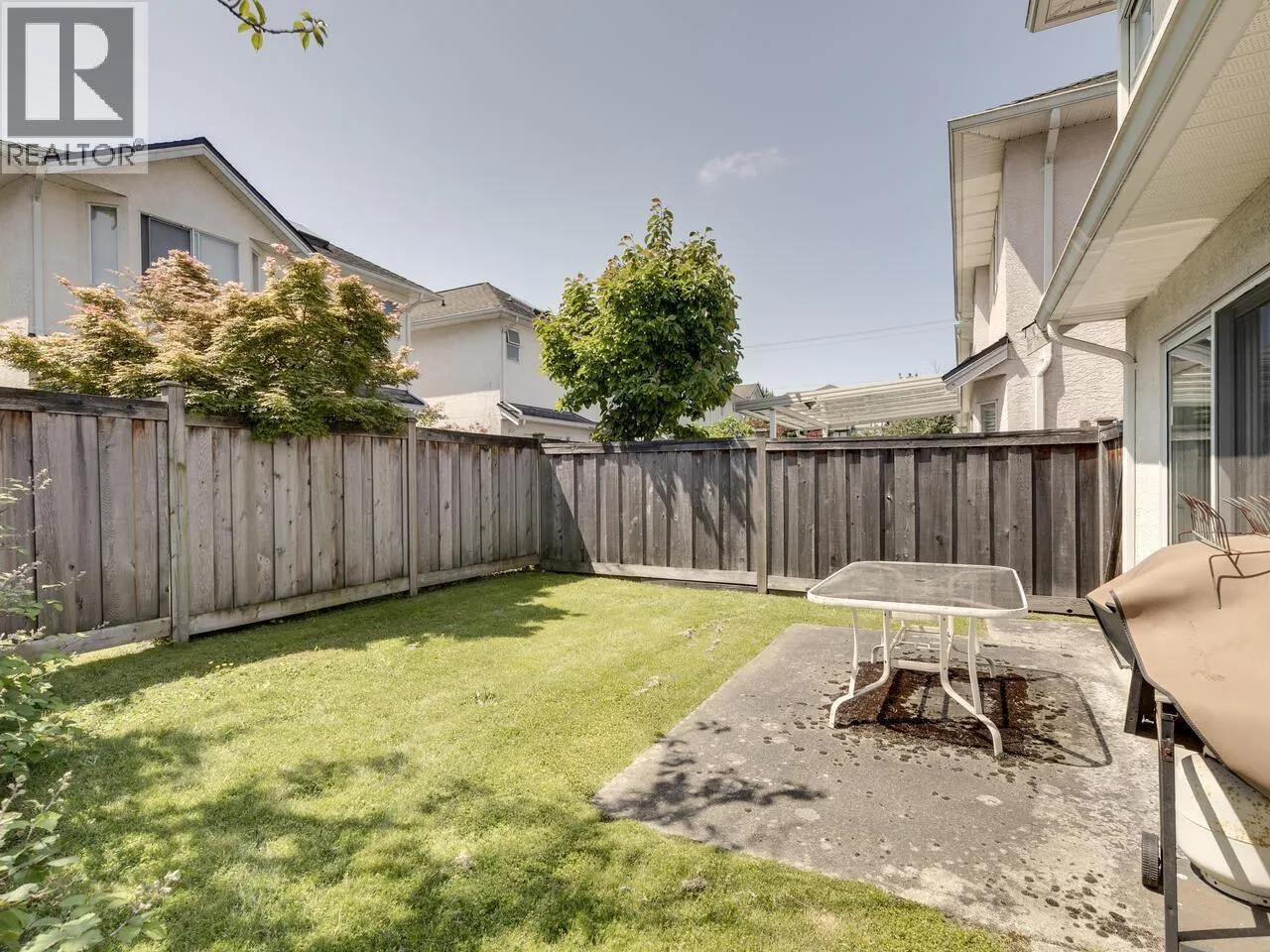 8 10000 FISHER GATE