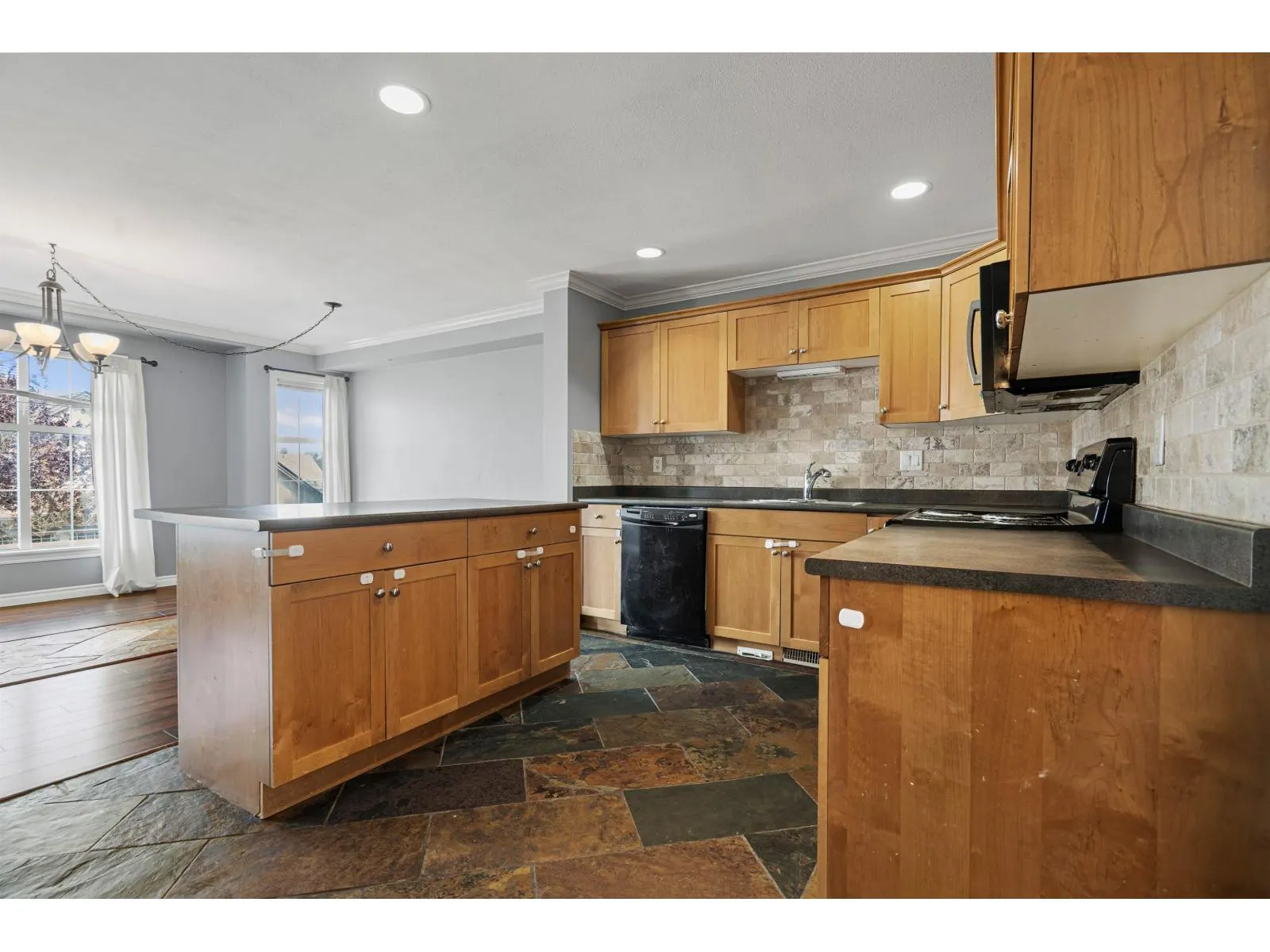 7 5900 JINKERSON ROAD|Promontory
