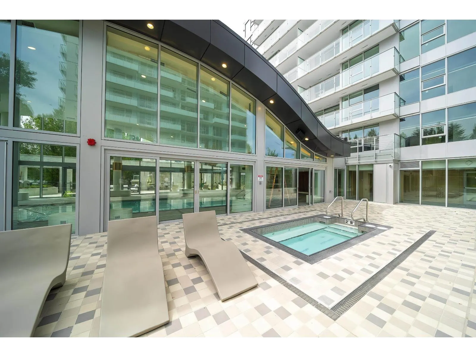 1606 13778 100 AVENUE