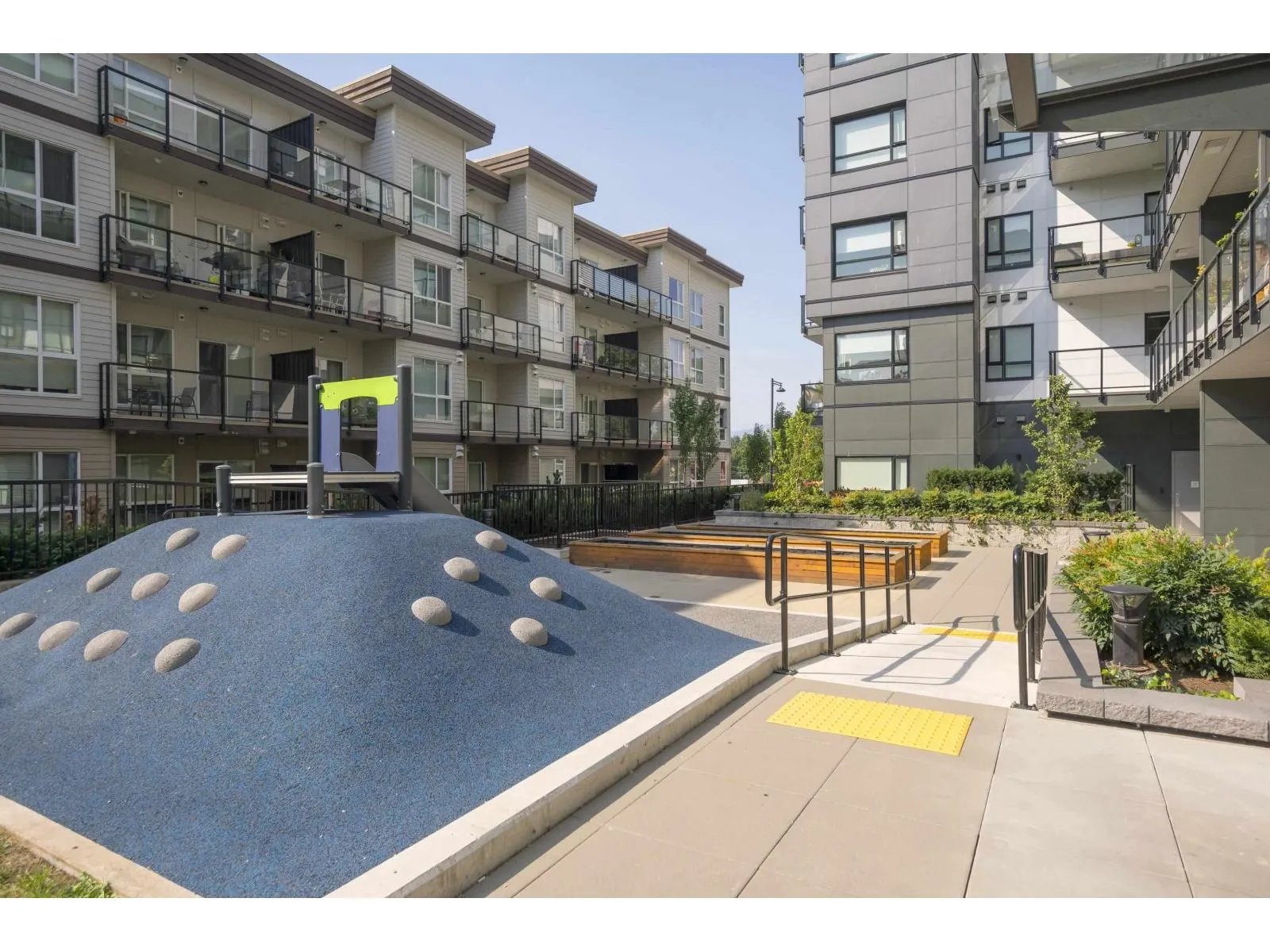 207 10777 138 STREET