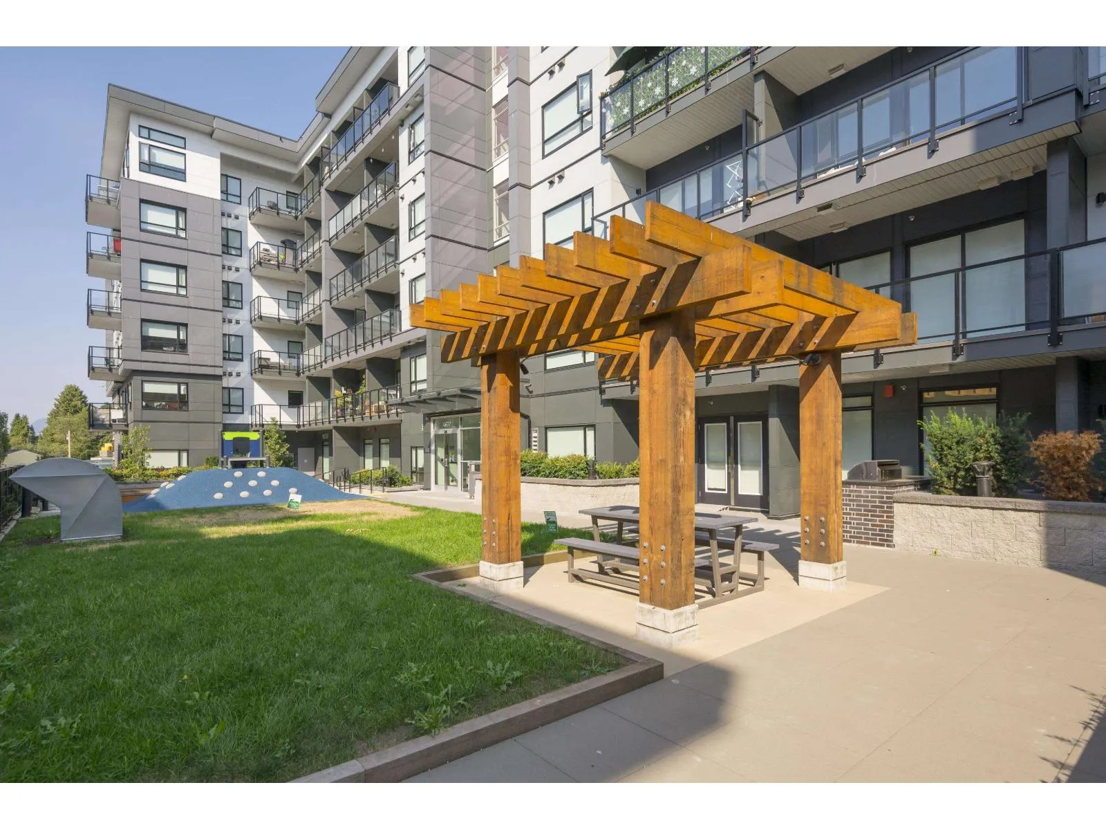 207 10777 138 STREET