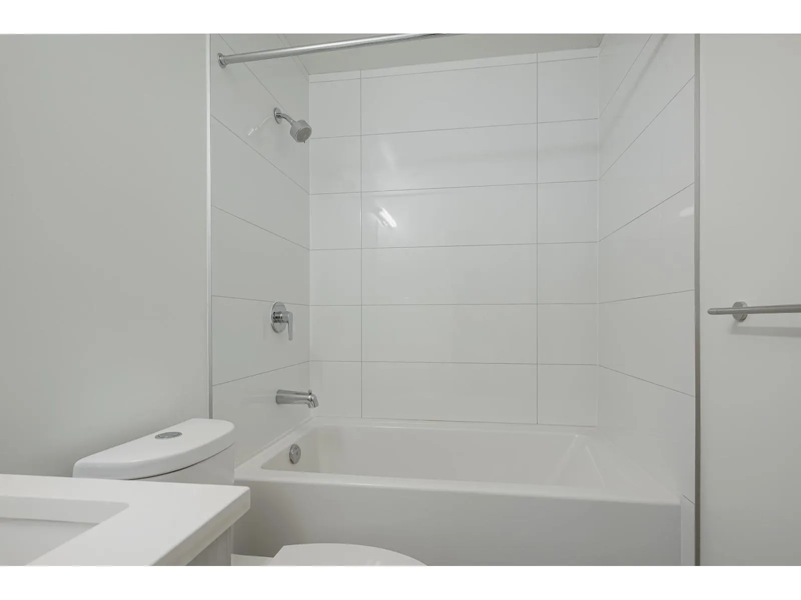 207 10777 138 STREET