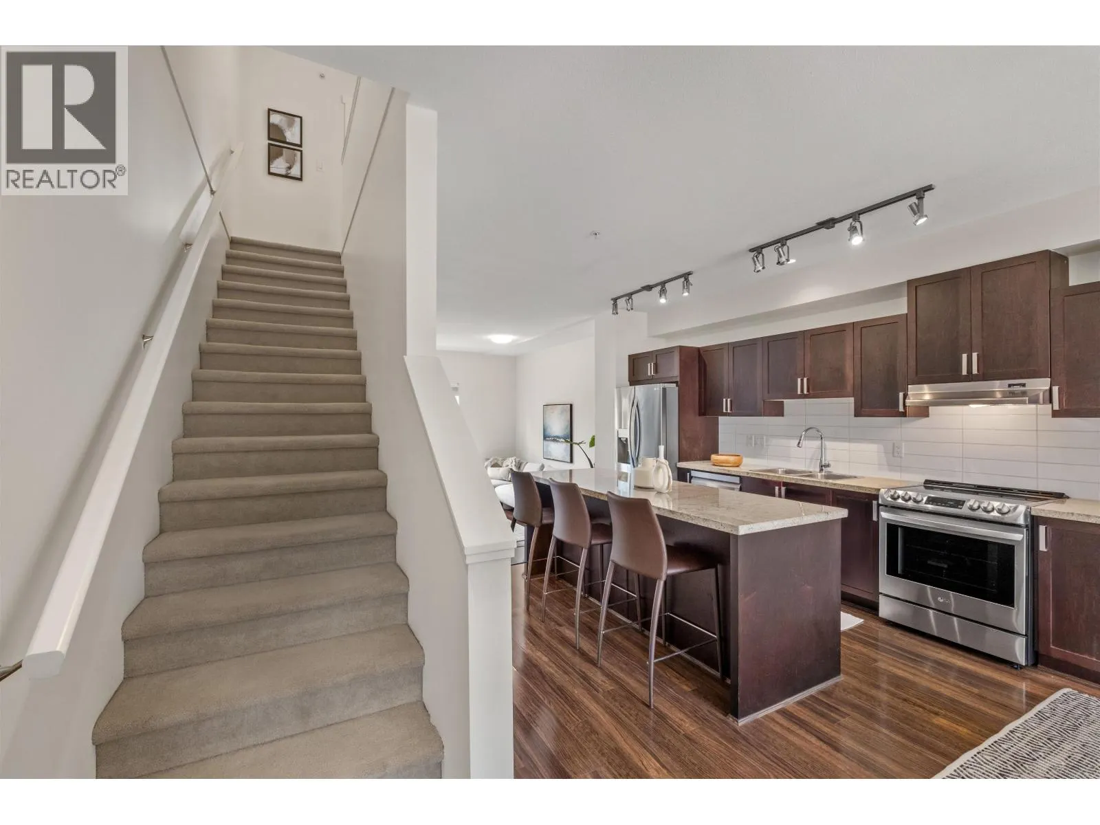 713 PREMIER STREET