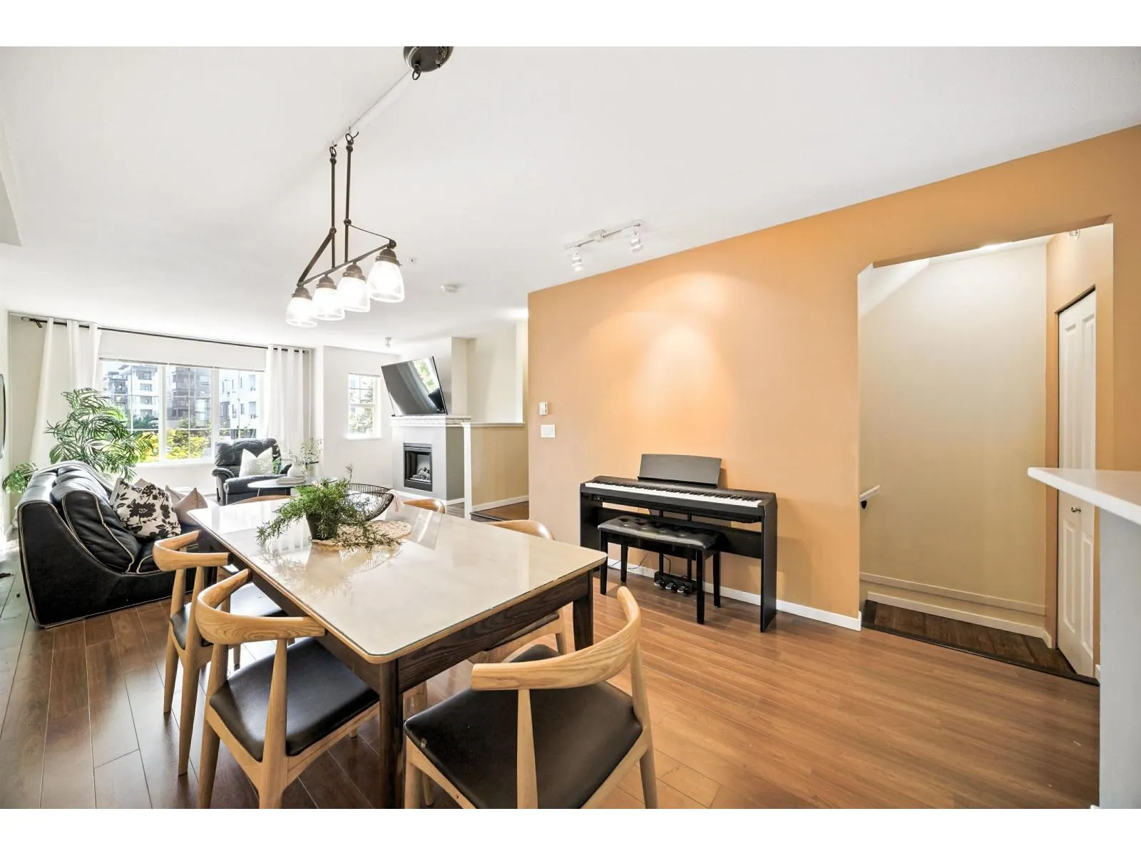 51 20875 80 AVENUE