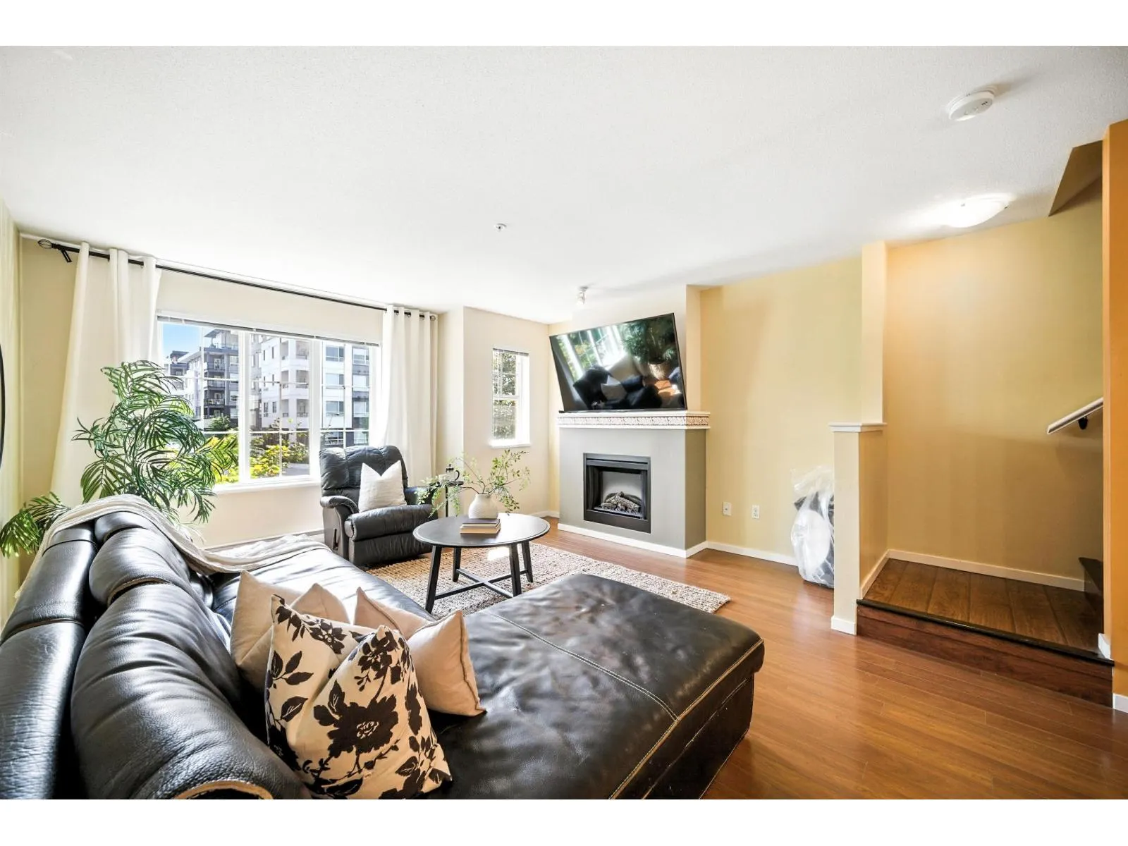51 20875 80 AVENUE