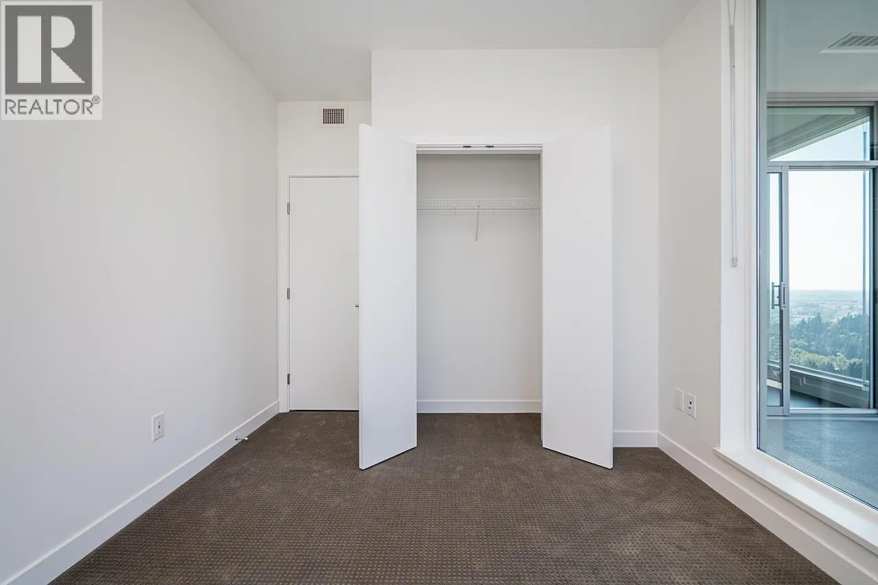 2301 518 CLARKE ROAD