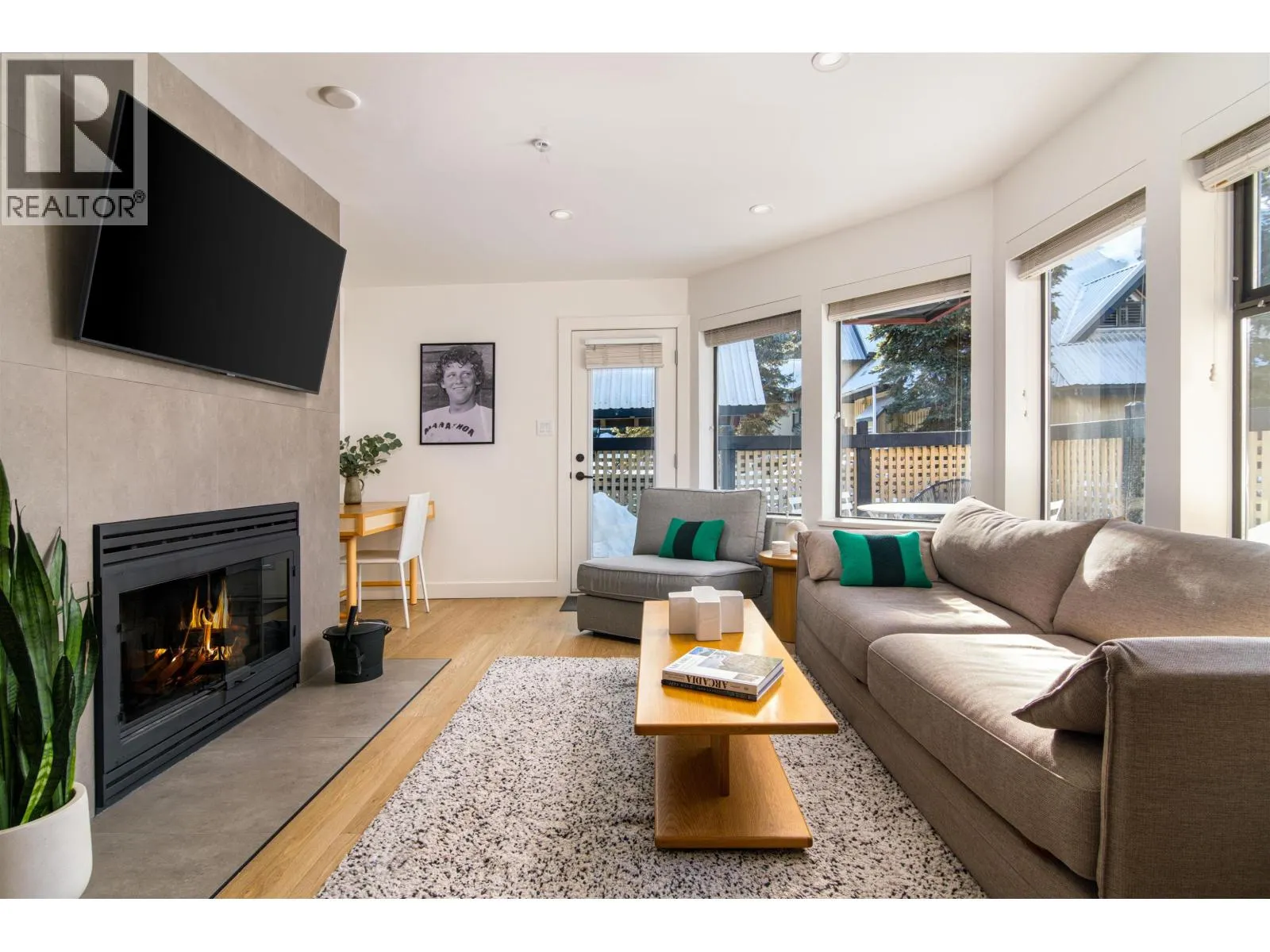 14 4637 BLACKCOMB WAY