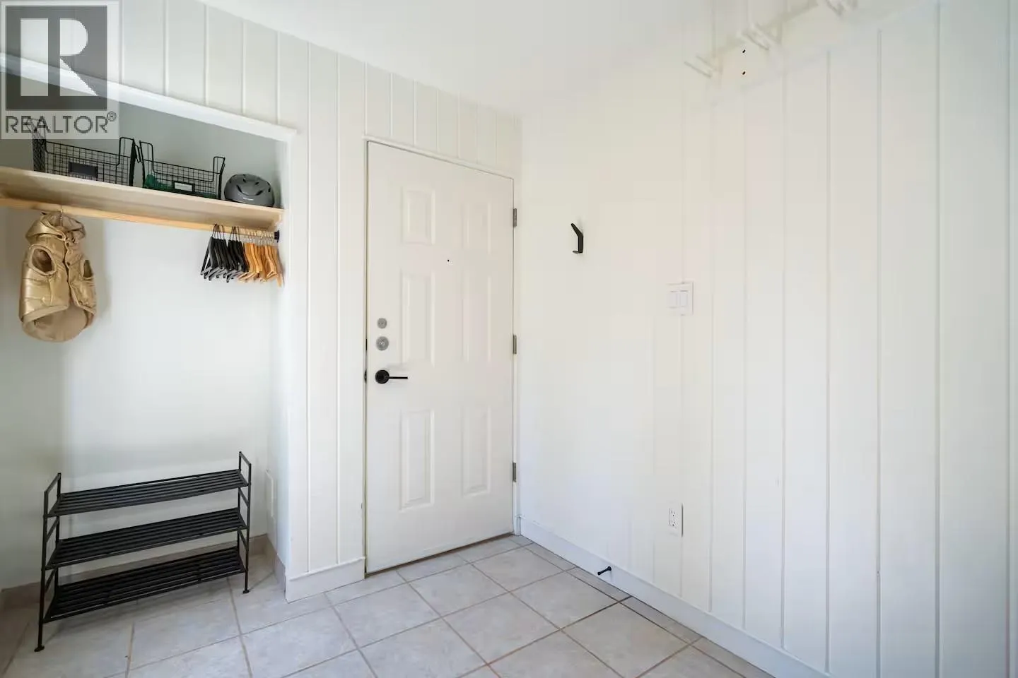 14 4637 BLACKCOMB WAY