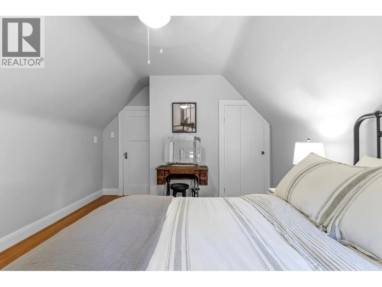 725 FIFTH STREET