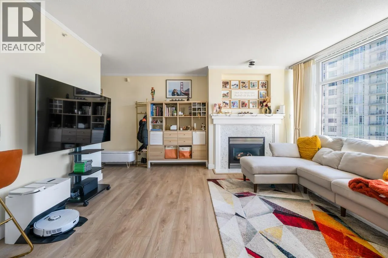 2608 198 AQUARIUS MEWS