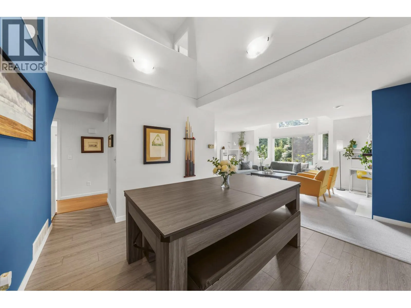 135 101 PARKSIDE DRIVE