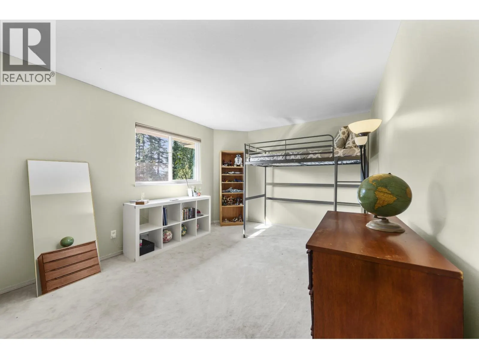 135 101 PARKSIDE DRIVE