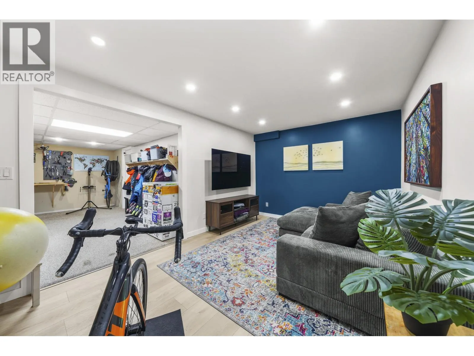 135 101 PARKSIDE DRIVE