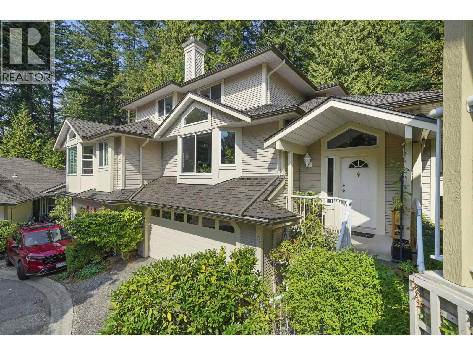 135 101 PARKSIDE DRIVE