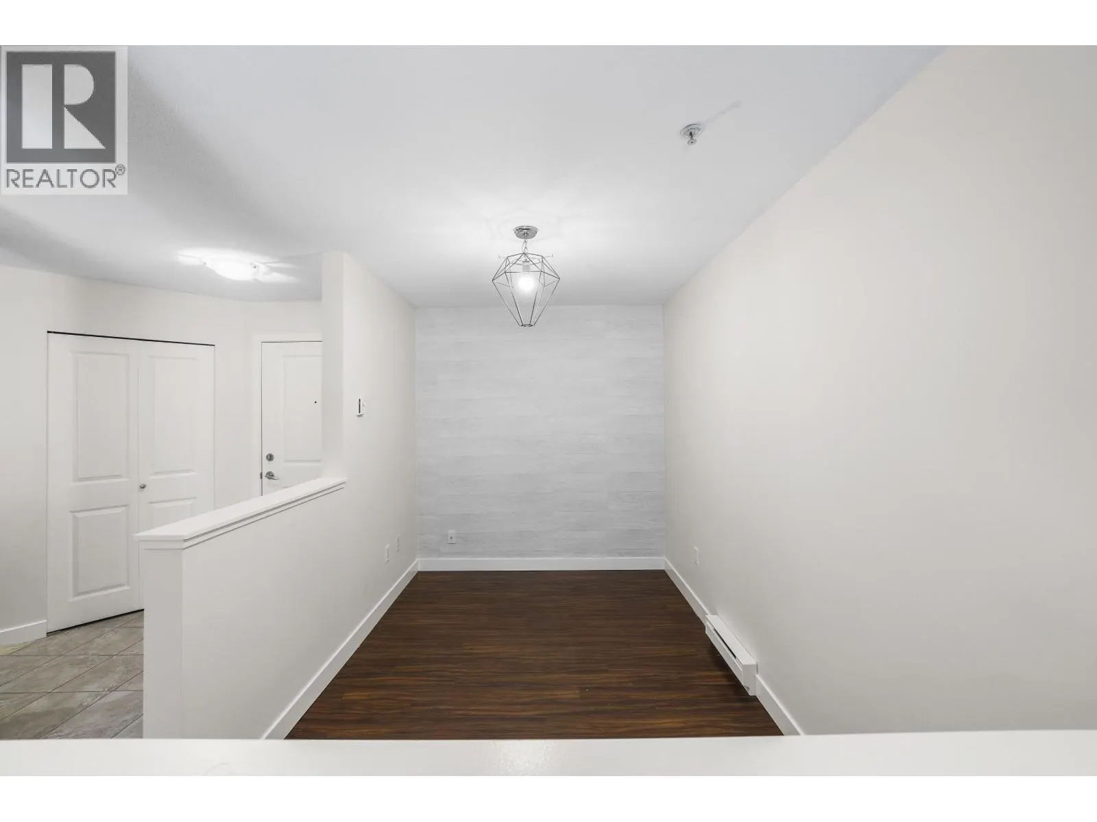 111 12248 224 STREET
