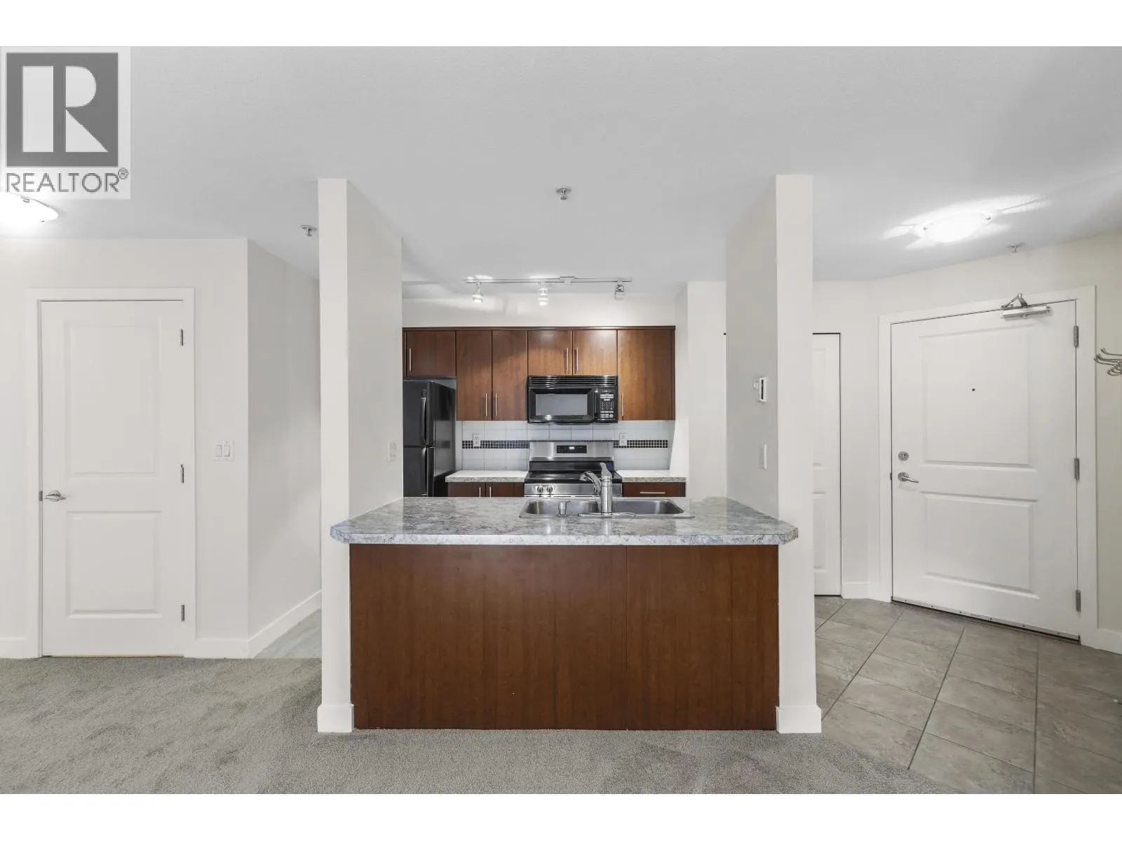 111 12248 224 STREET