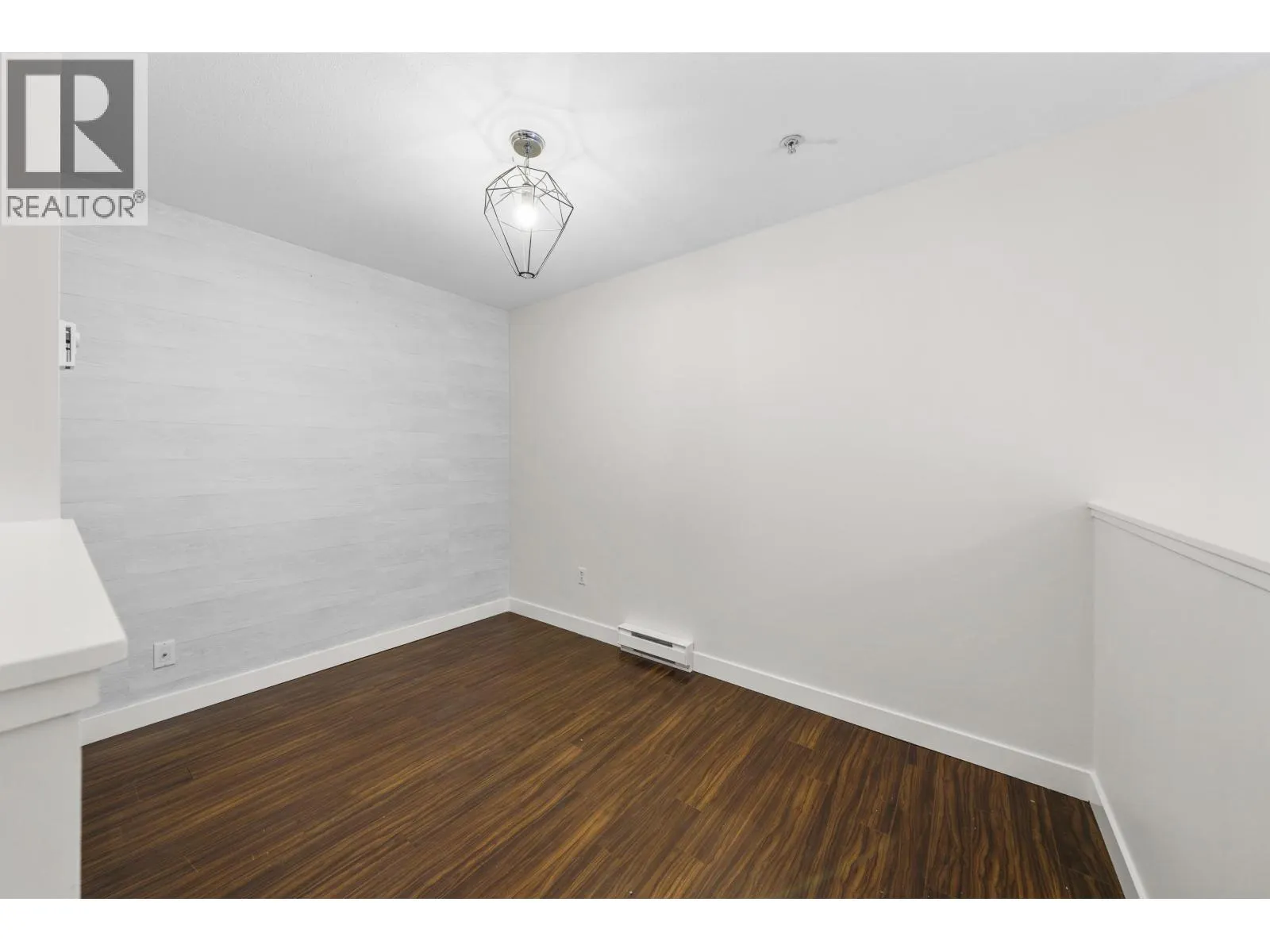 111 12248 224 STREET