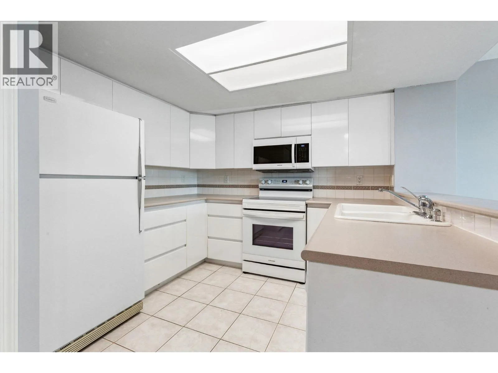 508 1088 QUEBEC STREET