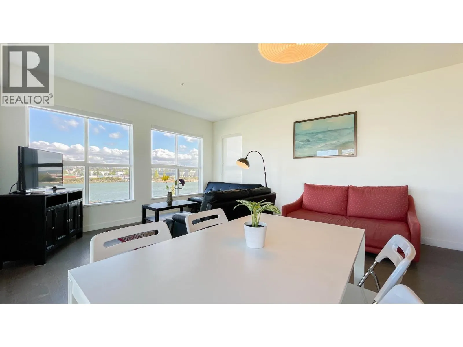 313 10177 RIVER DRIVE