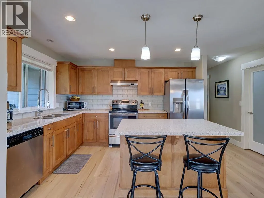 5537 PEREGRINE CRESCENT