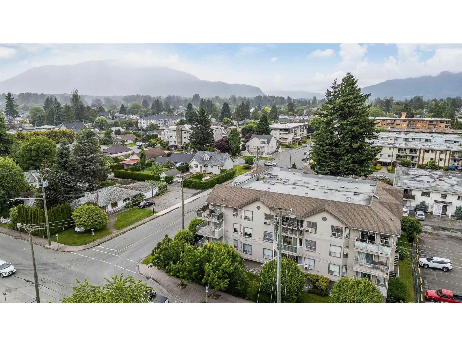 303 9400 COOK STREET|Chilliwack Downtown