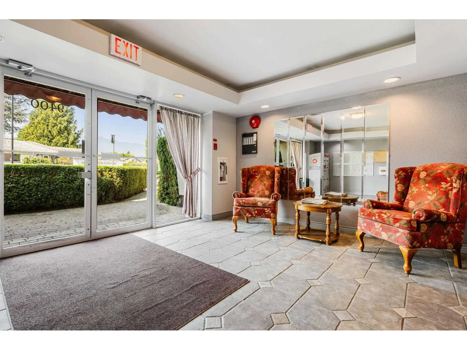 303 9400 COOK STREET|Chilliwack Downtown