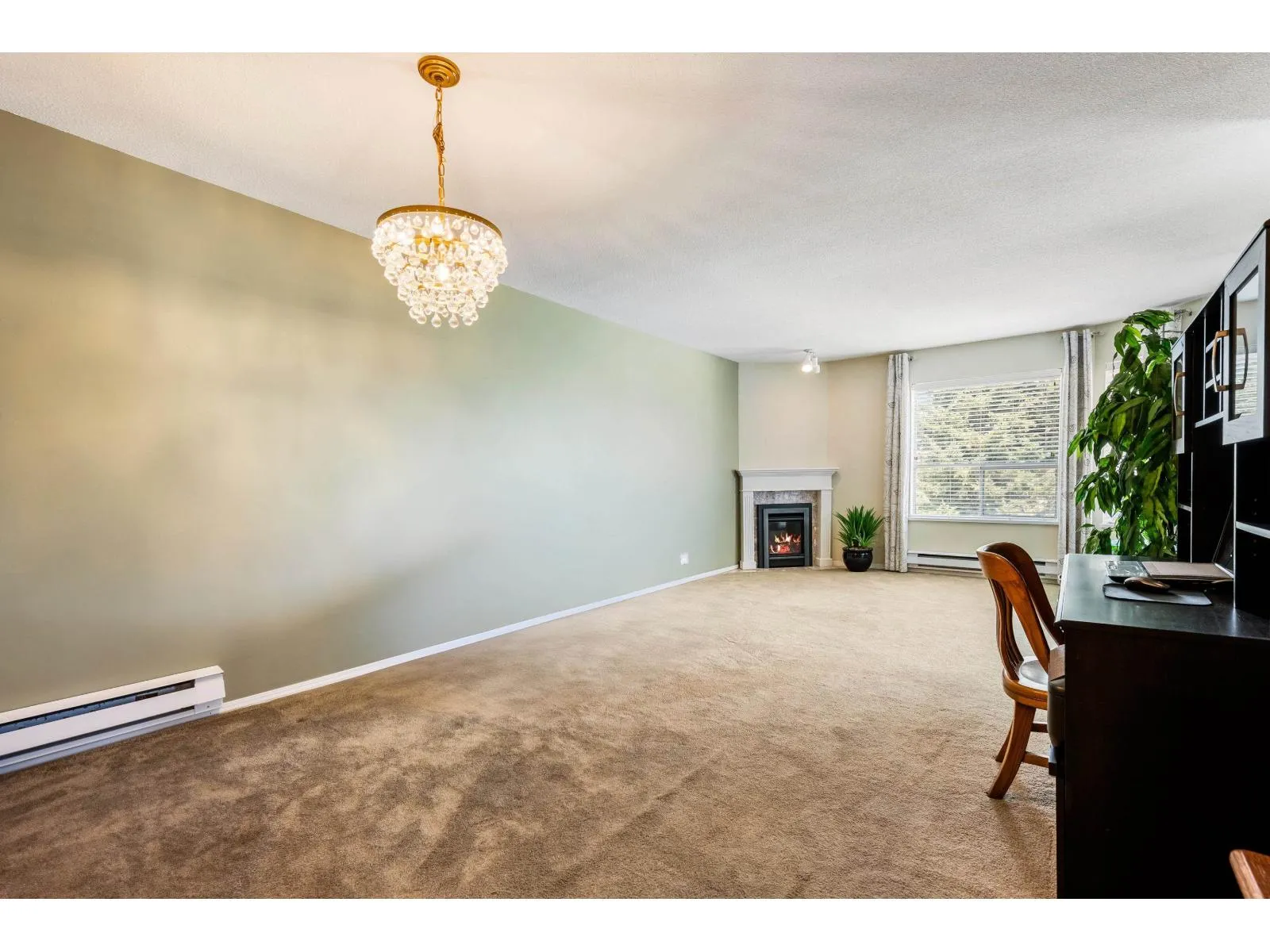 303 9400 COOK STREET|Chilliwack Downtown