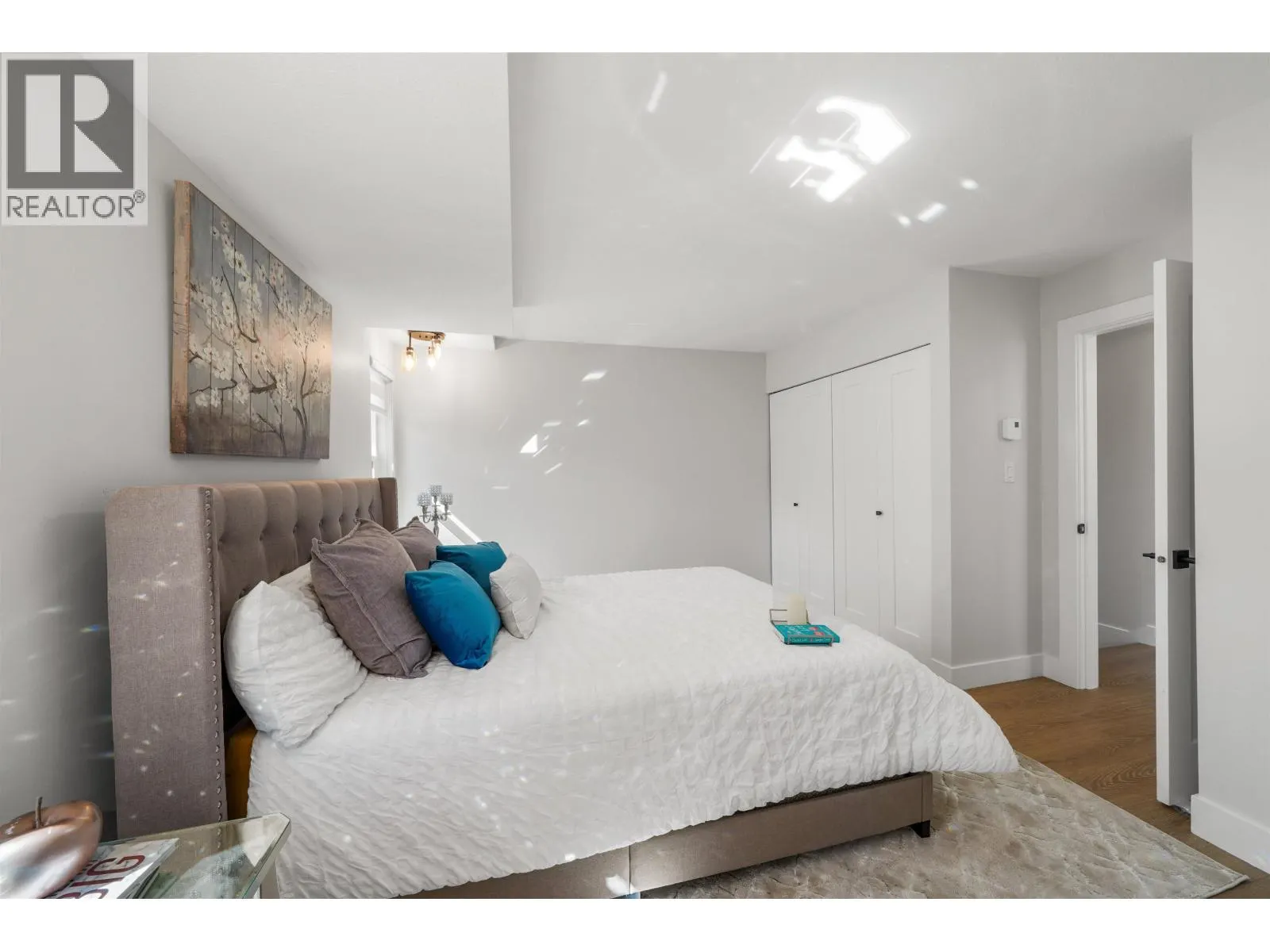 23005 APPLE GROVE