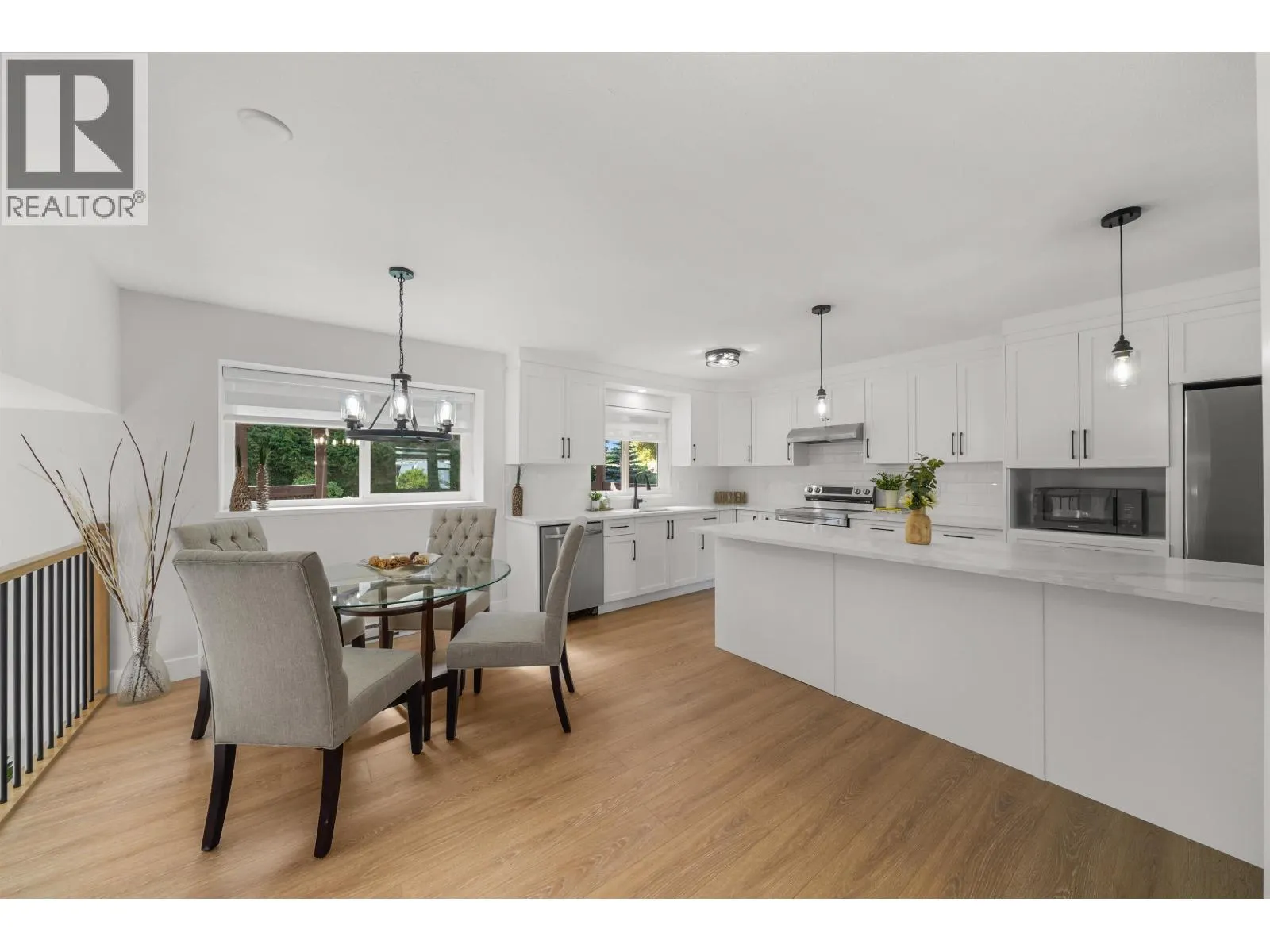 23005 APPLE GROVE