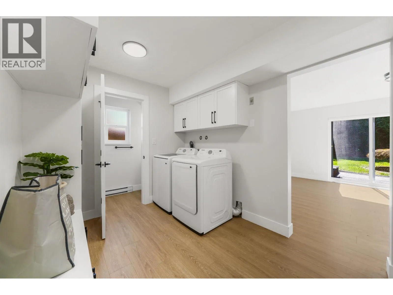 23005 APPLE GROVE