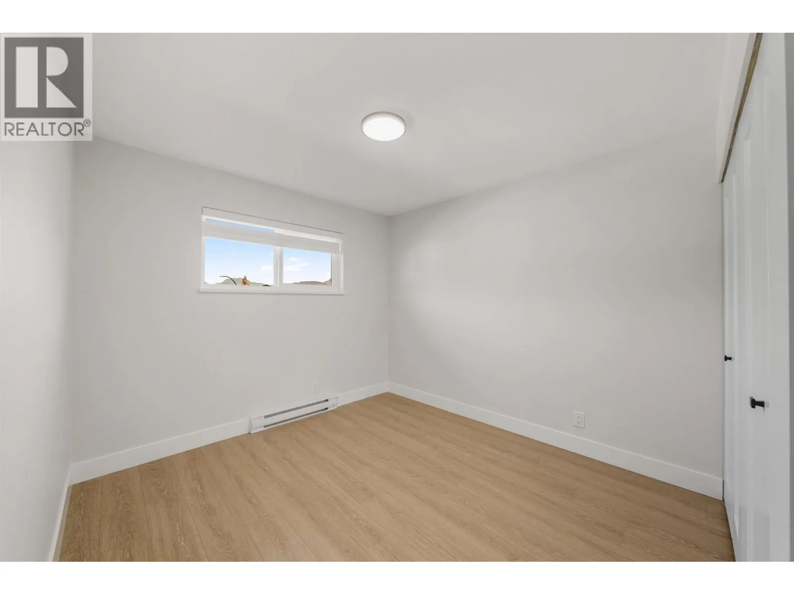 23005 APPLE GROVE