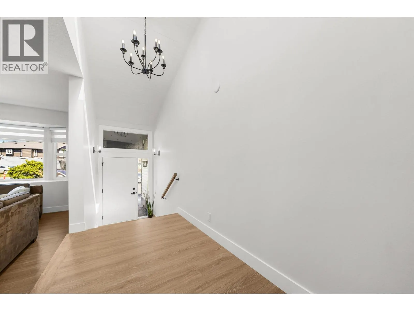 23005 APPLE GROVE