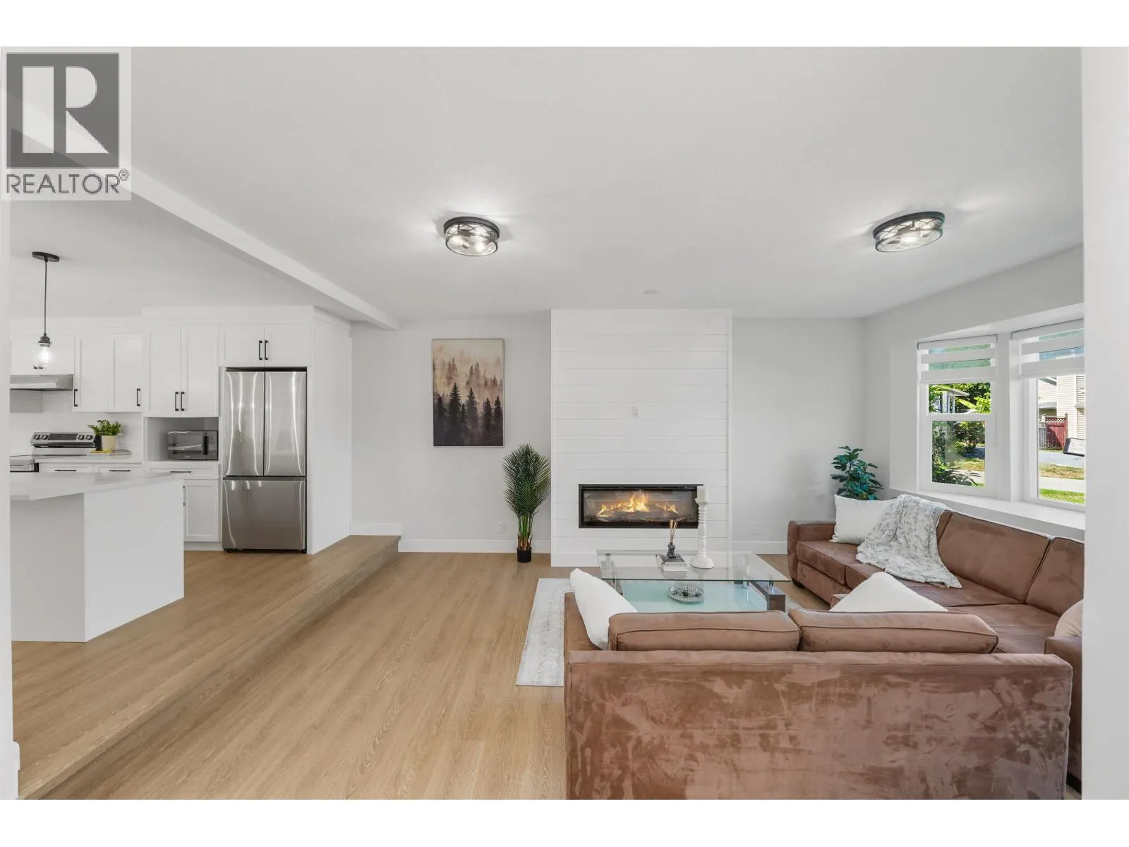 23005 APPLE GROVE