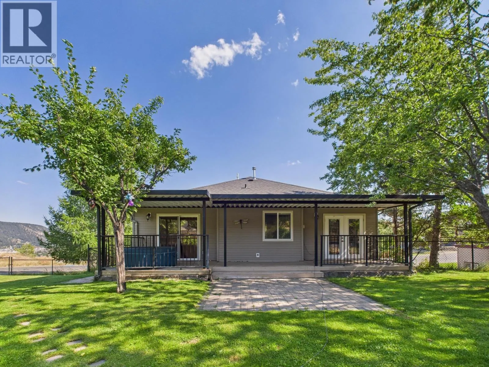 369 WESTRIDGE DRIVE