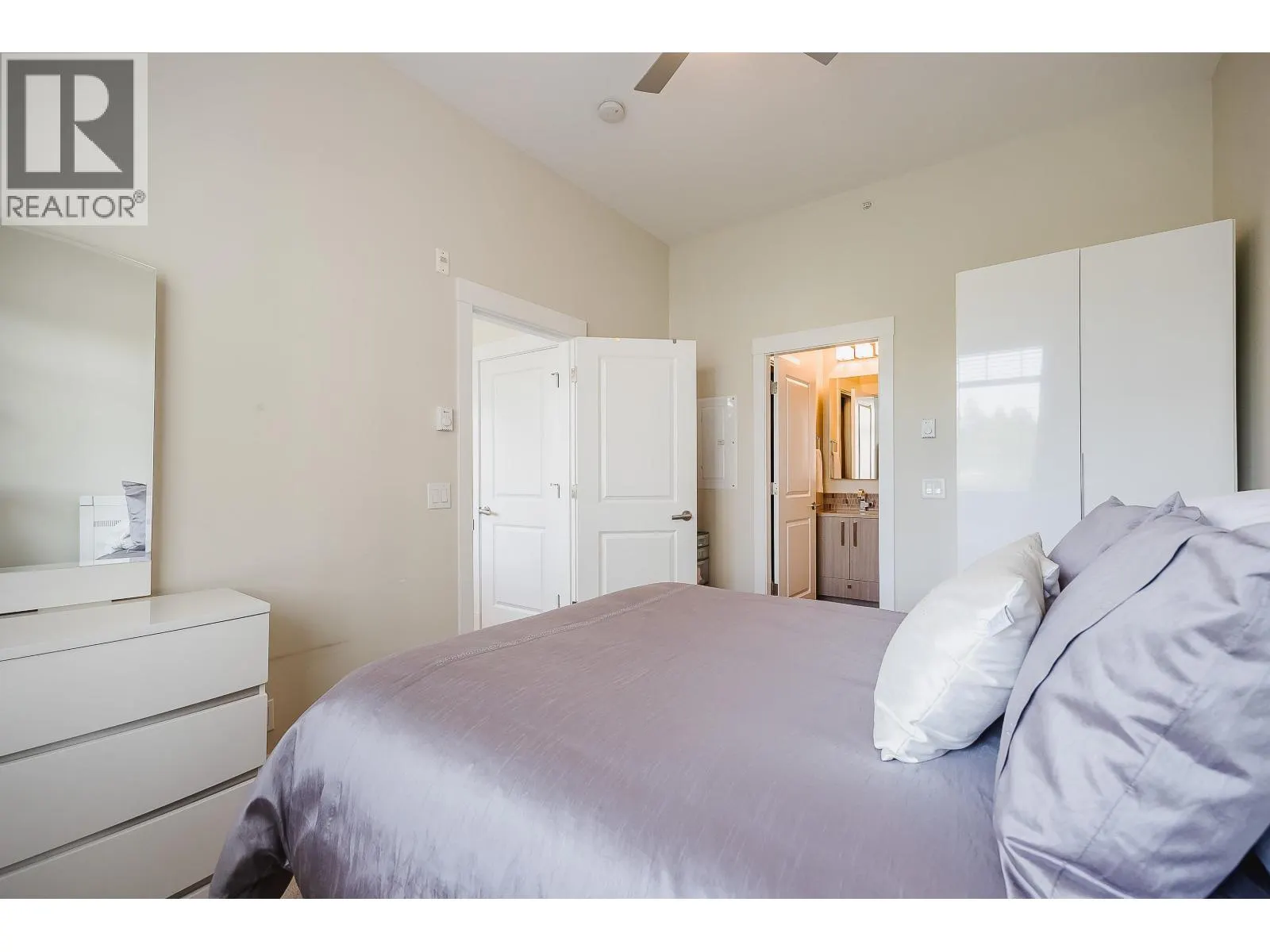 409 22327 RIVER ROAD