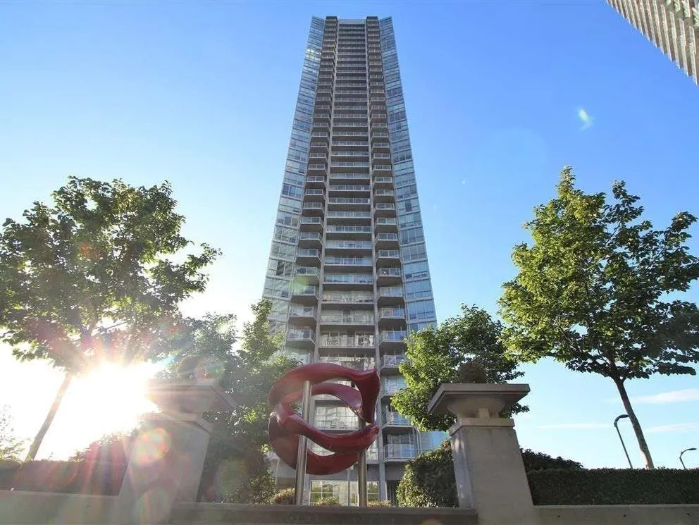 1110 13618 100 AVENUE
