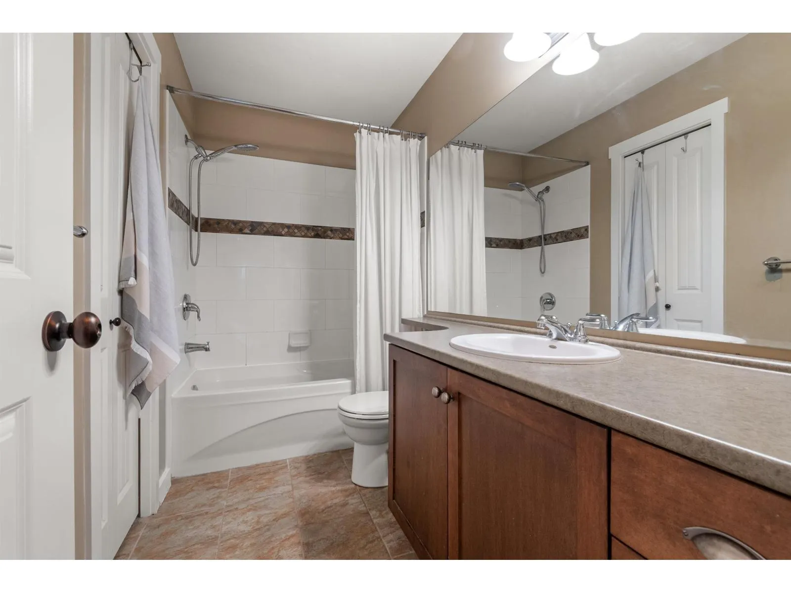 1767 TREE HOUSE TRAIL|Cultus Lake South
