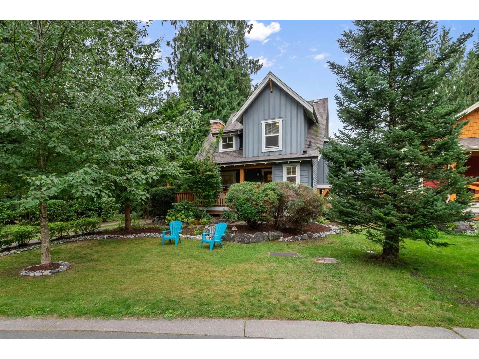 1767 TREE HOUSE TRAIL|Cultus Lake South