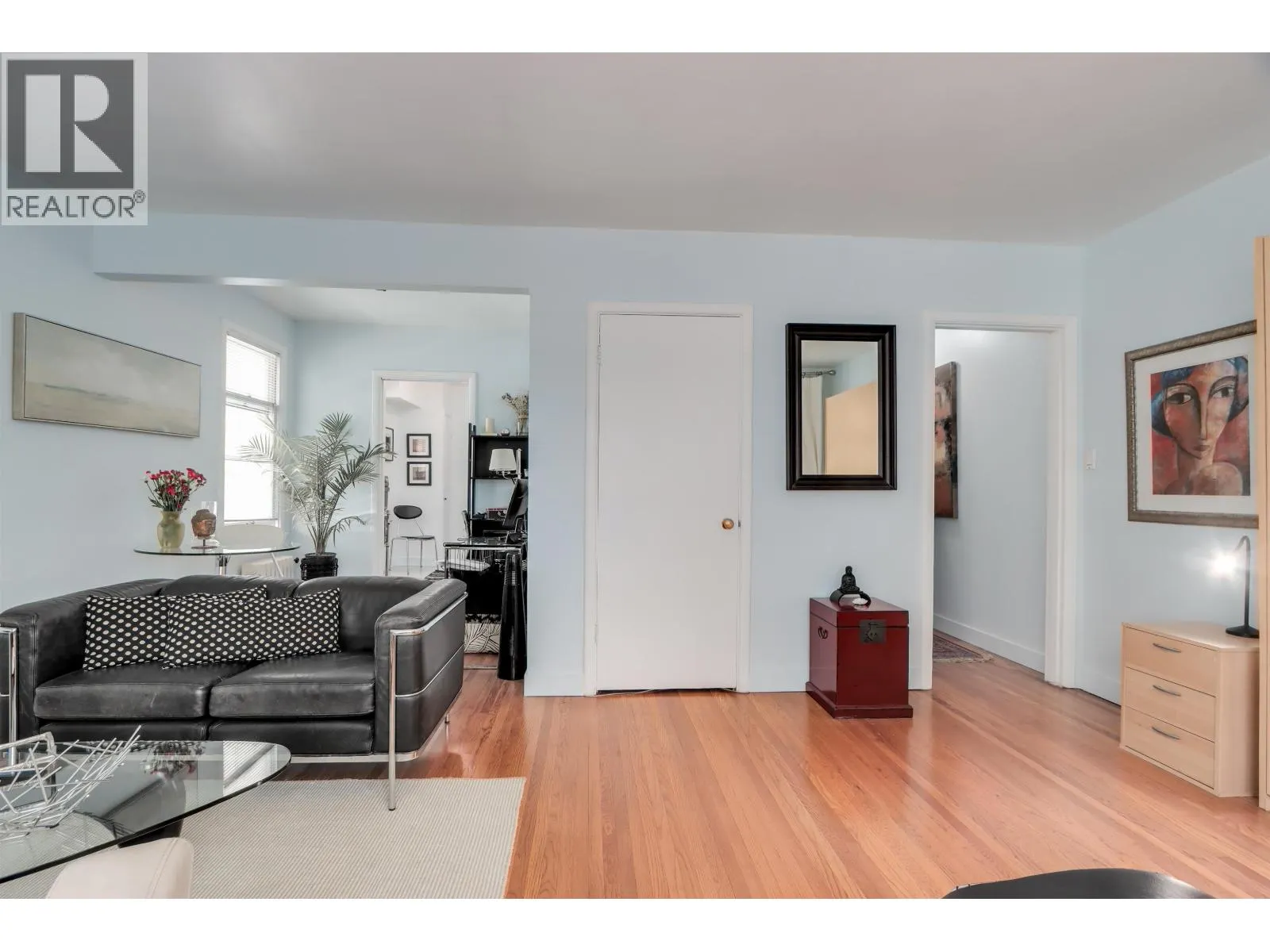303 1565 BURNABY STREET