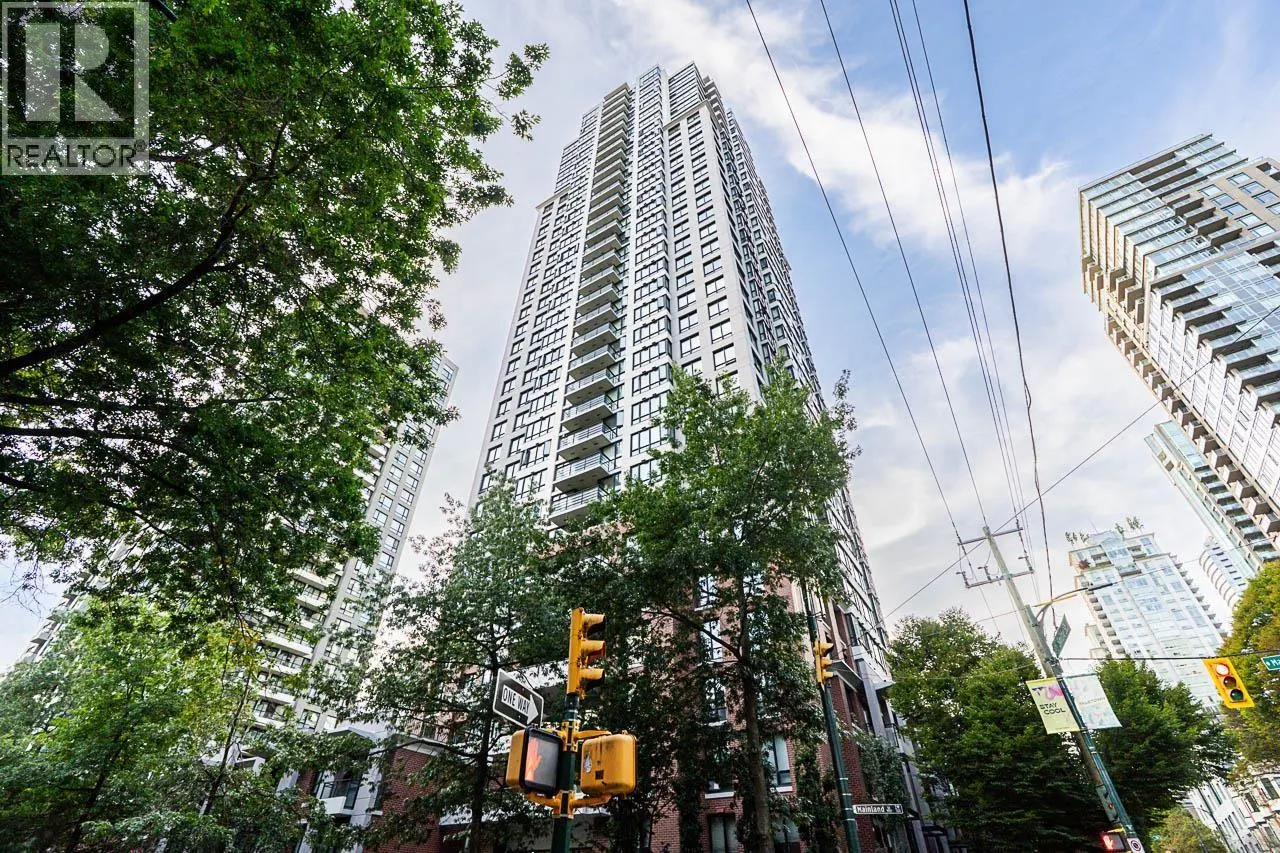 1708 909 MAINLAND STREET