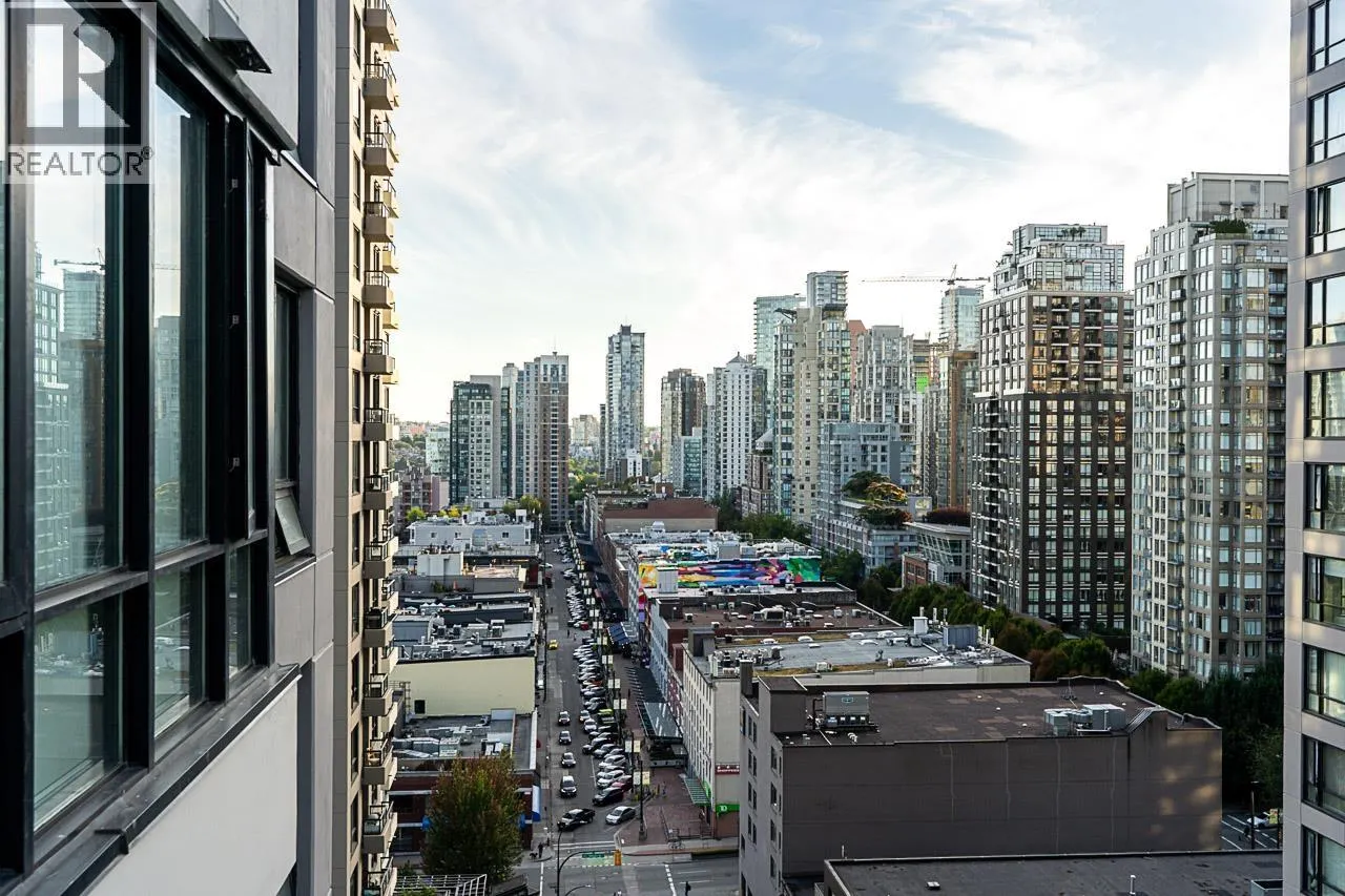 1708 909 MAINLAND STREET