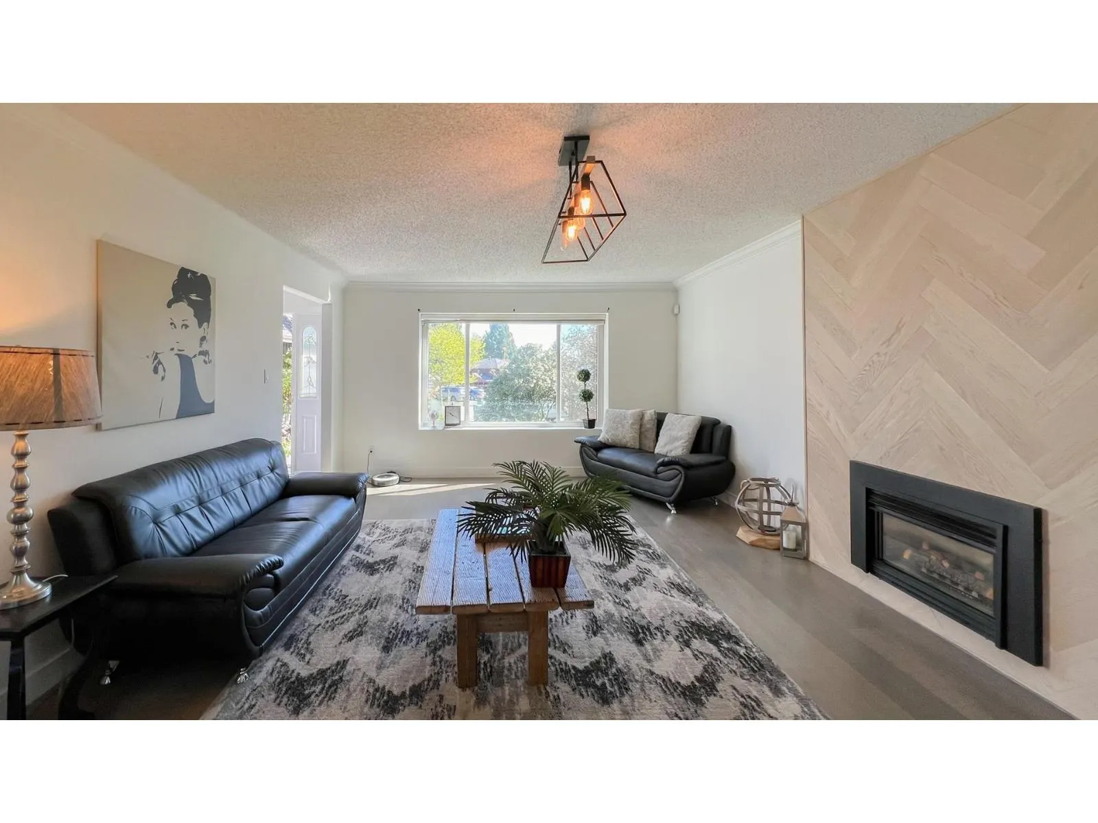 15910 100A AVENUE