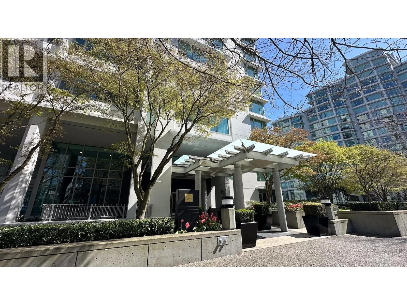 PH4 1777 BAYSHORE DR