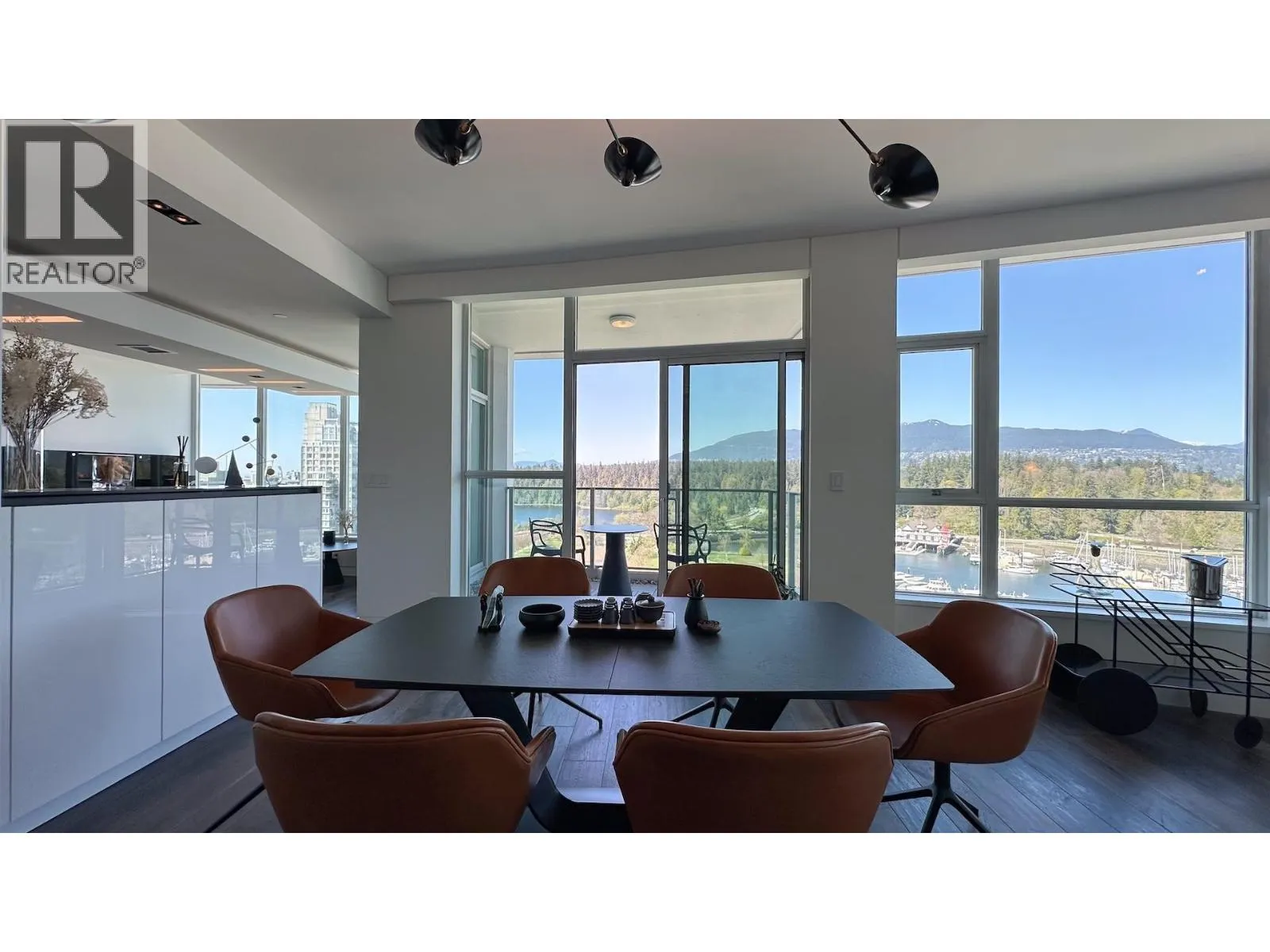 PH4 1777 BAYSHORE DR