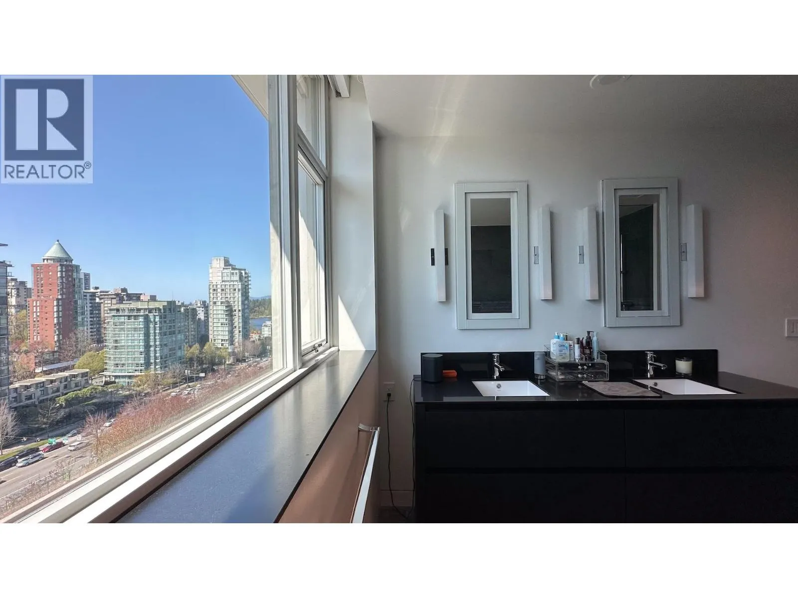 PH4 1777 BAYSHORE DR